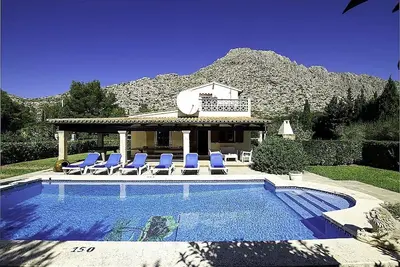 Image de Fabulous Villa, Private Pool, Stunning Picturesque Setting 20 mins walk to Port de Pollensa & Beach