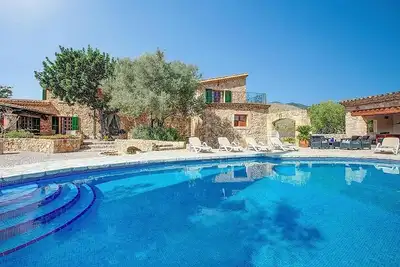 Image de Impressive Stone Finca, A/C, Private Pool, Idyllic Countryside Setting close to Pollensa & Beaches!