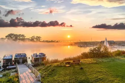 Image de Magnifique bateau Ă Blotnik avec WiFi