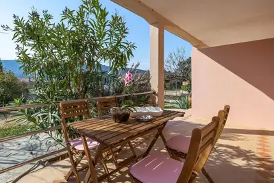 Image de Bel appartement Ă Cres avec WiFi
