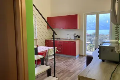 Image de Ideal for 4 people with lake view and private parking space
