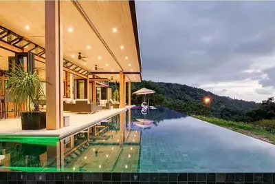 Image de Romantic & Exclusive Retreat: Privacy & Luxury at a Panoramic Paradise