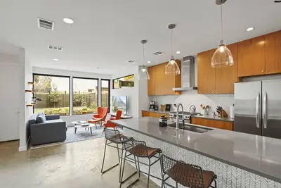 Image de Entire House in Bouldin, 2 Miles from Downtown Austin