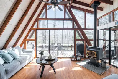 Image de The Wildflower Chalet by Innsbrook Vacations!