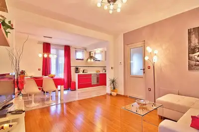 Image de Deluxe one bedroom apartment in peaceful area of Rovinj, just 10 minutes walk from old town
