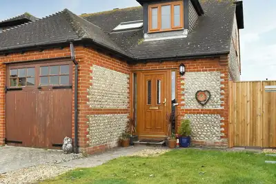 Image de 3 chambres Ă coucher Ă Bracklesham Bay