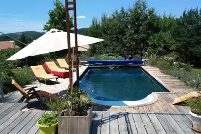 Image de Superbe maison de vacances avec piscine non chauffée - Location jusqu'à 8 pers
