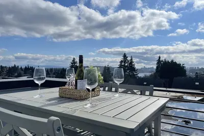 Image de Perch - Winslow Place: Walkers Paradise! New & Modern, Pet Friendly w/ Ac
