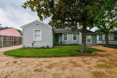 Image de GreenSerene A || Adorable 3 bed + Free Wifi & Park