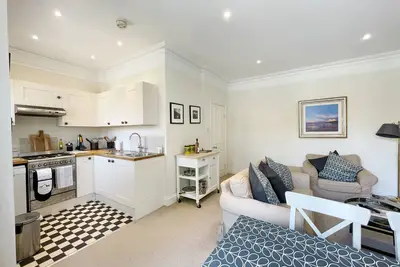 Image de Spacious, light 2 bed flat - great location in heart of Chiswick