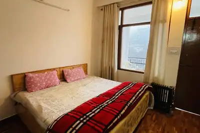 Image de Cozy riverside Apartment in Manali | Dobhi-Naggar