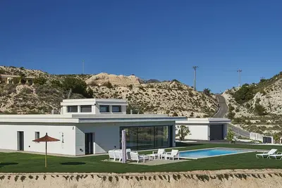 Image de Stunning luxury villa view great views