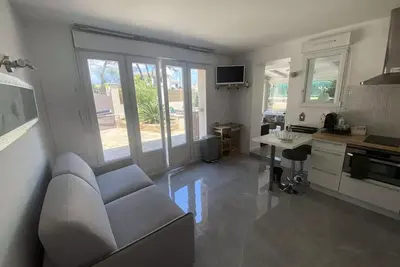 Image de Super appart au calme au brusc et plages à 300m