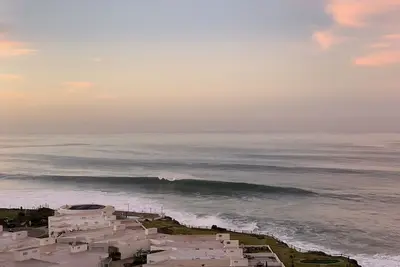 Stylishly appointed ocean-front condo with breathtaking panoramic views