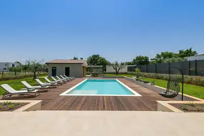 Image de Villa Charm with Pool