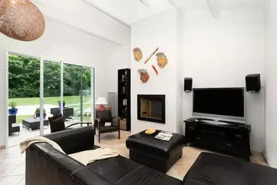 Villa 5 Pièces 8 Personnes +