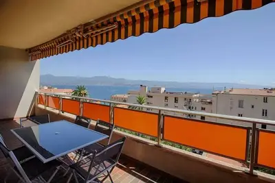 Image de Appartement 4 pièces 6 couchages Ajaccio