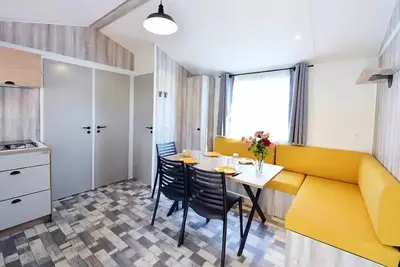 Image de Mobil Home Confort 4 Pièces 6/8 personnes Climatisé + Tv