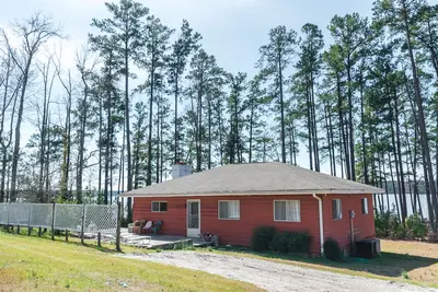 Image de The Bone Yard