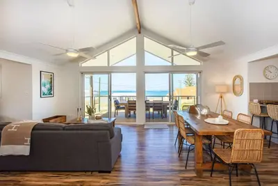 Image de Chic coastal holiday home