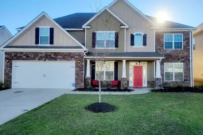 Image de Master's Rental with 4500 sqft. 10 miles to tournament