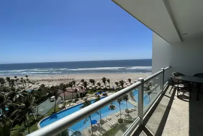 Image de Beachfront Apartment in Acapulco Diamante