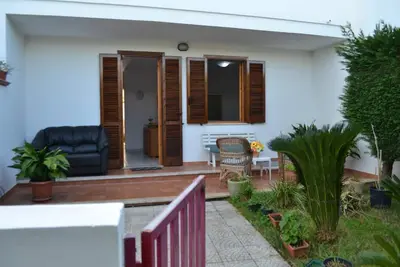 Image de Villa avec espace ouvert Ă Torre Dell'orso