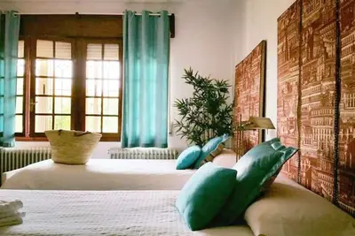 Image de Casa moderna con gran cocina y piscina cerca de Las Hoces del rio Duratón.