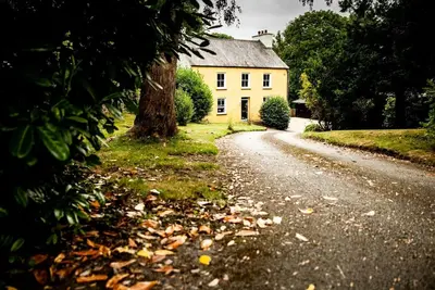 Image de An incredible retreat on the coast for 10, with a beautiful garden
