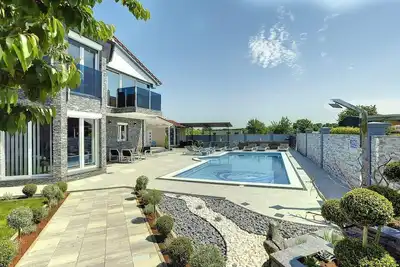 Image de Maison de vacances Fažana pour 1 - 10 personnes avec 4 chambres à coucher - Maison de vacances