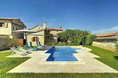 Image de Maison de vacances Barban pour 1 - 7 personnes avec 3 chambres à coucher - Maison de vacances