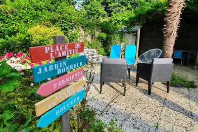 Image de Breizhen. Maison typique pour 6 personnes, jardin clos et fleuri, proche plage