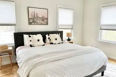 Image de Lovely for Groups with Sprawling Deck