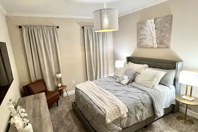 Image de Cozy Two Bedroom In Buckhead Close To Everything! ! ! ! !