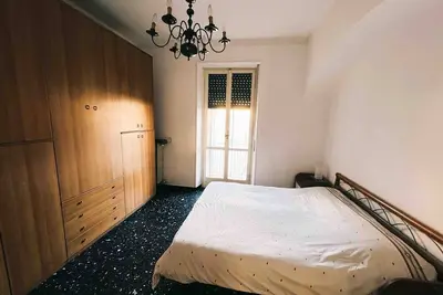 Image de Bright and spacious apartment in the center