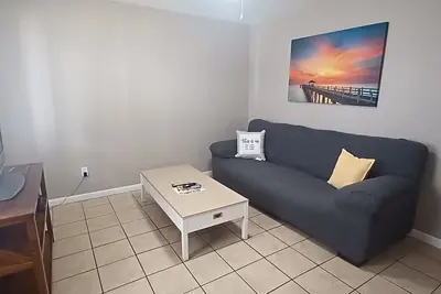 Image de Central location, close to airport, I-25, hospitals, Unm, netflix, restos 42