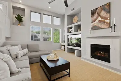 Image de 💕Tranquility at Kierland Commons North Scottsdale