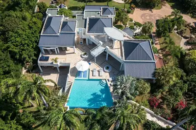 Image de Les Palmiers Bleus | Ocean Front - Located in  Tropical Terres Basses with Private Pool