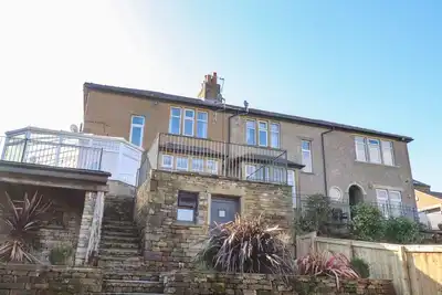 Image de Farnhill View, pet friendly, character holiday cottage in Cross Hills