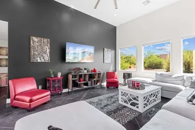 Image de Mirage: Cool Comfort & Stargazing Views