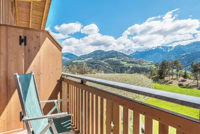 Image de Appartement \"Huberhof Zimmer\" avec vue sur les montagnes, jardin et Wi-Fi