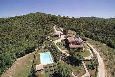 Image de Tenuta di Forte Sorgnano | Farmhouse with private pool