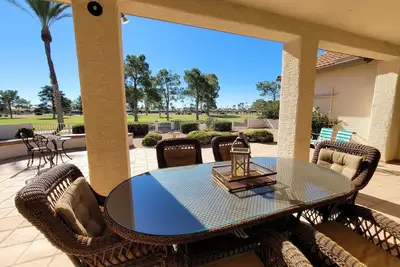 Image de 3br w golf cart, 2 king suites, golf course