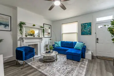 Image de 💛Shadyside Lodge - Cozy Two Br Getaway💛