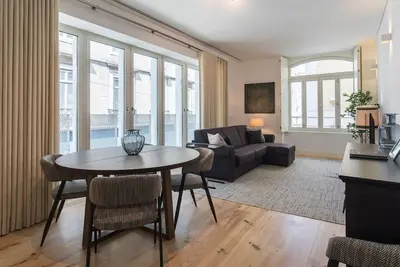 Image de Hidden Oasis 2bdr Apartment by LovelyStay