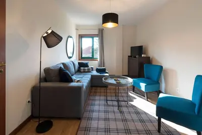 Image de Downtown Homey Flat w/ Free Parking by LovelyStay