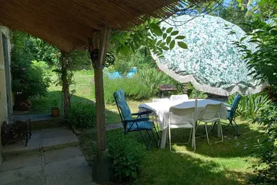 Image de Maison entière 38 euros/per/nuit