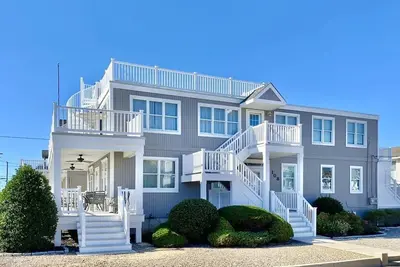 Image de Vintage beachy feel with newly renovated kitchen