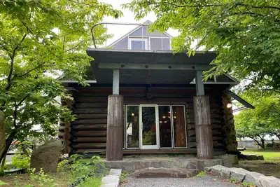 Image de A log house that can be reserved for one building / Sakaide Kagawa