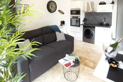 Image de Appartement classé 4 étoiles avec terrasse à 200m de la plage - La Franqui